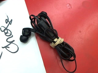 Skullcandy earbuds