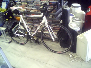 Velo de ville noire taille 58