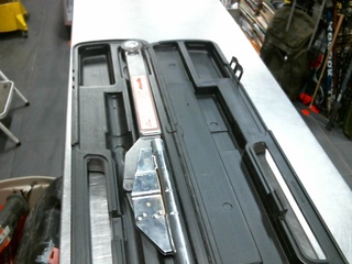 Torque wrench 600lbs no acc