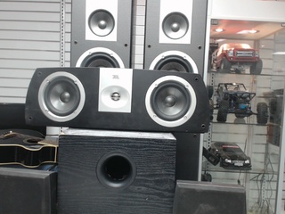Paire speaker