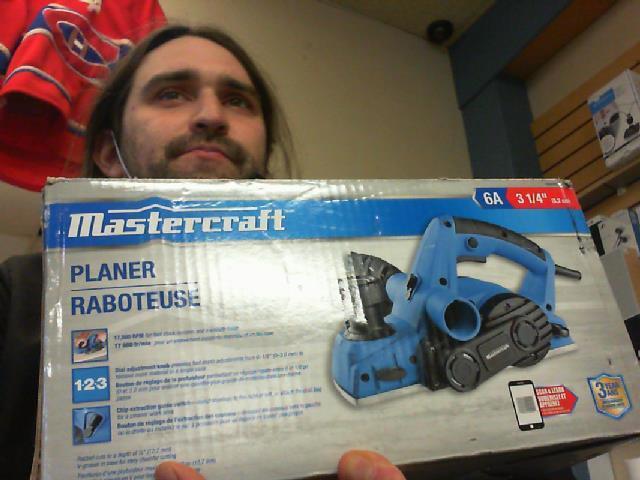 Raboteuse pratiquement neuve