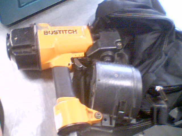 Coil nailer