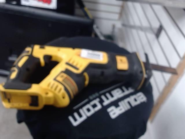 Scie va et viens dewalt + batt