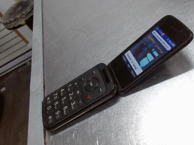 Tcl flip 8 flip phone