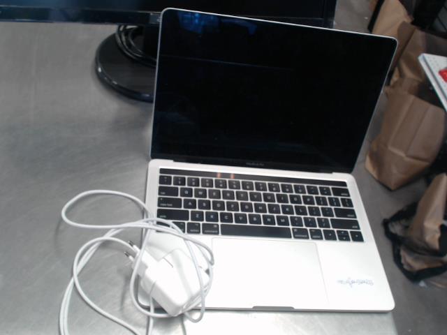 I6 8gb ram mac pro 2016