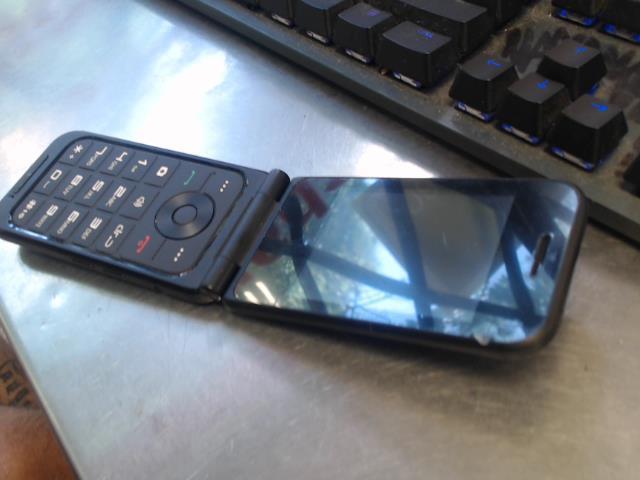 Flip phone avec chargeur pw' 4411
