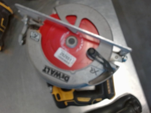 Cordless  saw